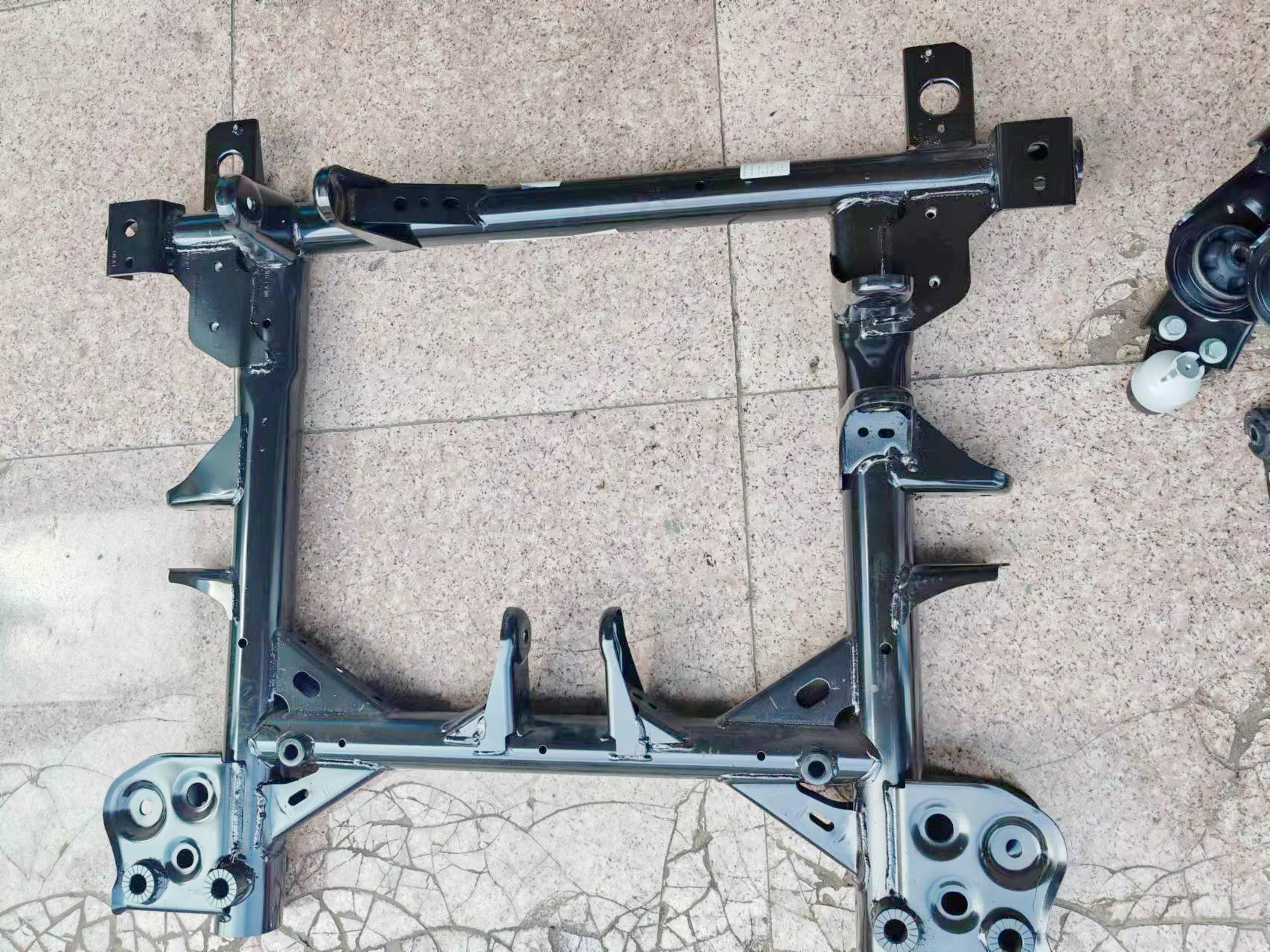 大拿V1  底盤件  元寶梁.jpg